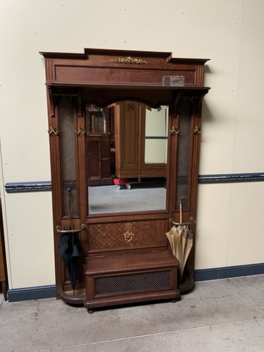 Antik garderobe - -,